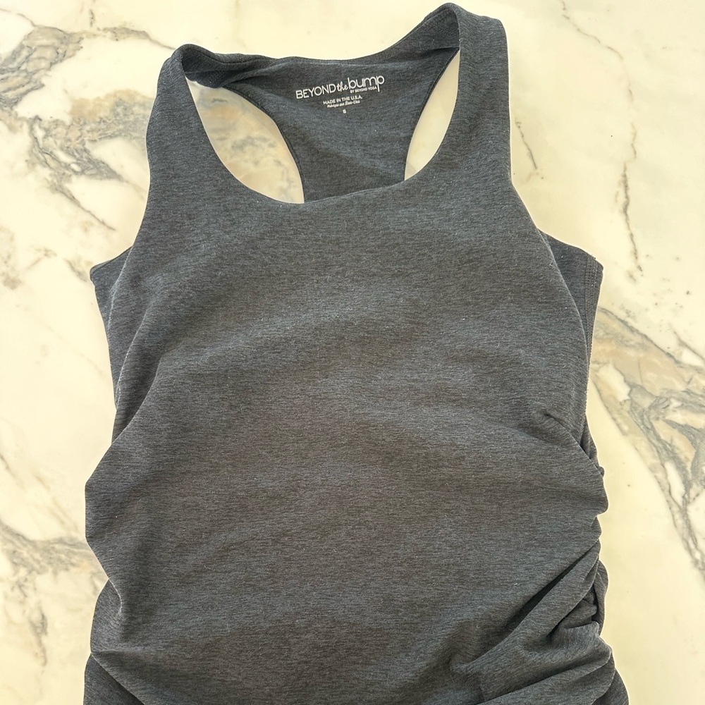 BeyondYoga - spacedye bases covered maternity tank size small black